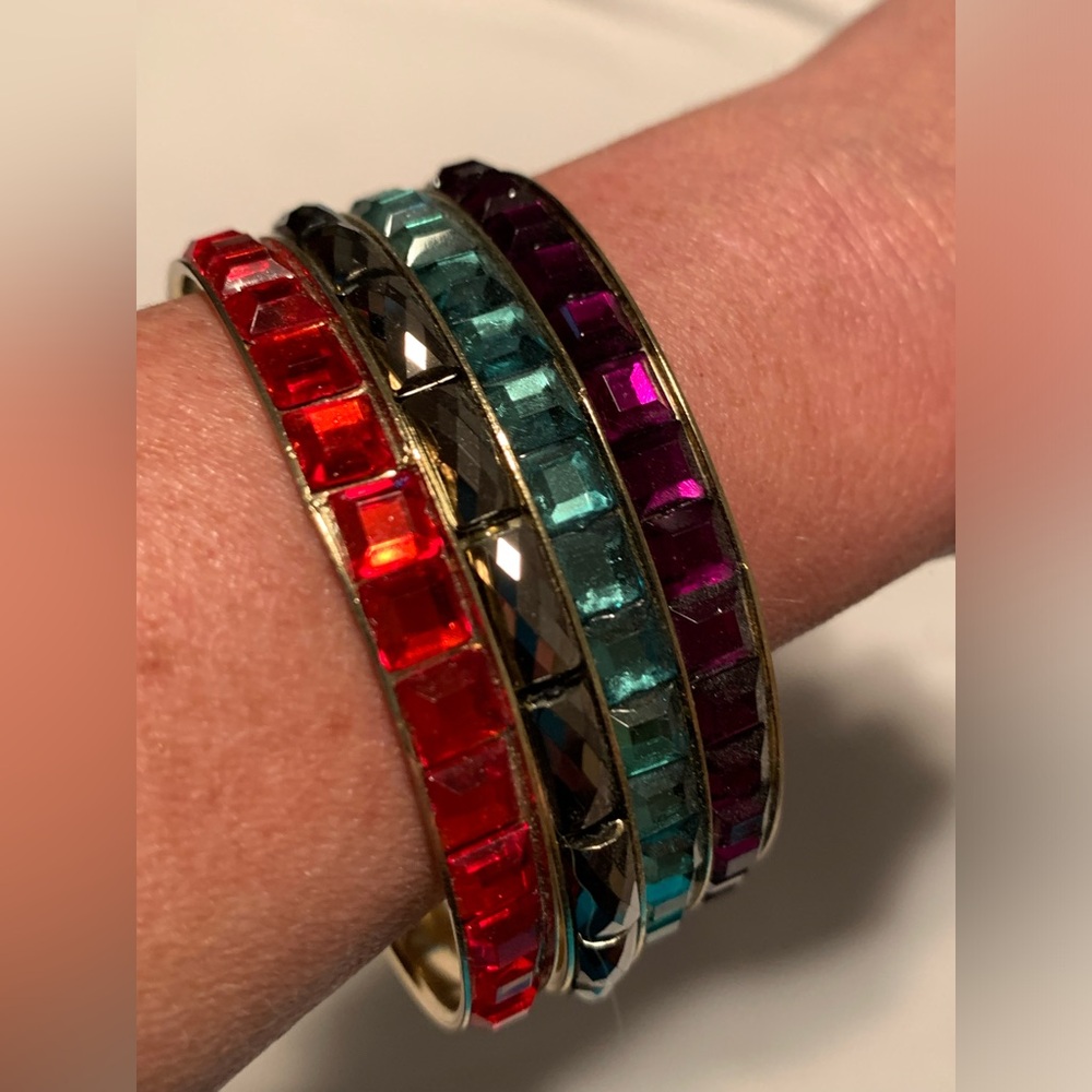 Elegant Multicolor Bangle Set